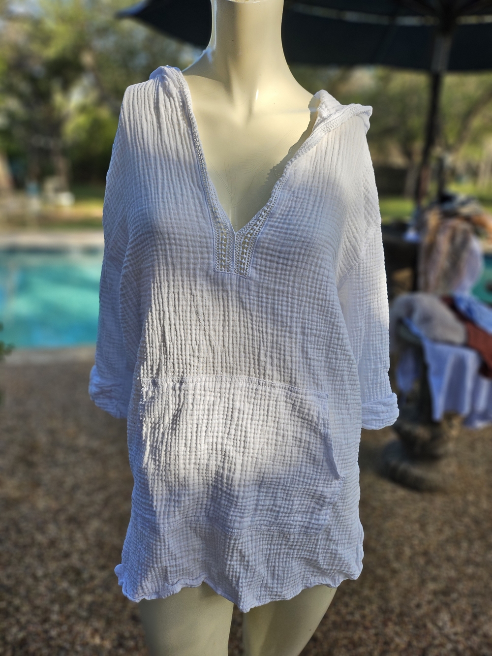 La Blanca White Gauze V-Neck Beach Tunic Hoodie Pullover M